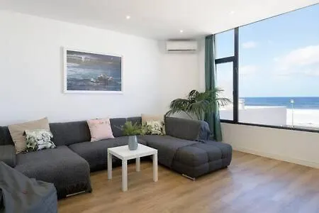 Vivienda Vacacional Juanipa La Santa Apartment